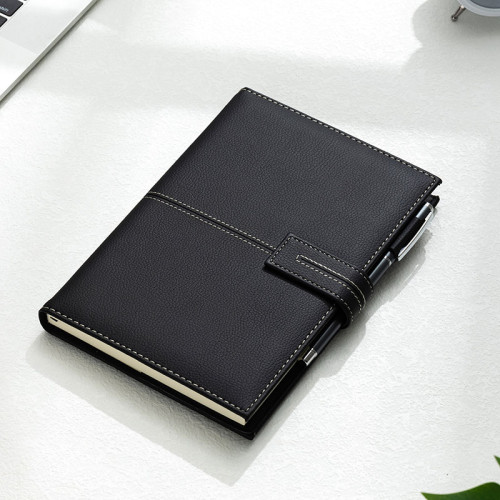 Ежедневник недатированный Deli А5, 240 страниц, 80 г/кв.м., в клетку, черный