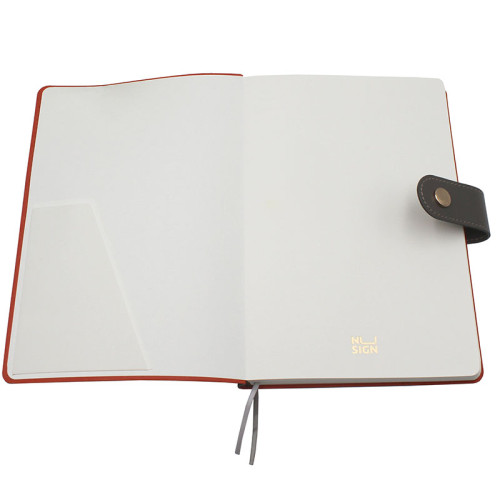 Ежедневник недатированный Deli А5, 240 страниц, кожзам, на кнопке, ассорти