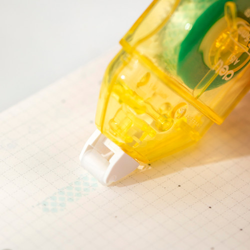 Клей-роллер "DELI", 5mm x 8m, в блистере