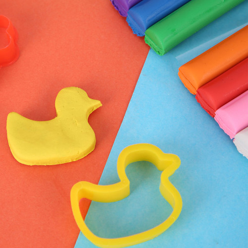 Пластилин Deli "DOUGH IT!" 8 цветов, 100 гр., формы+скалка, блистер с европодвесом