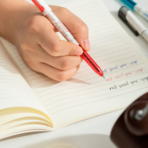 Ручка шариковая DELI "Arrow Q23", 0,7 мм, красная