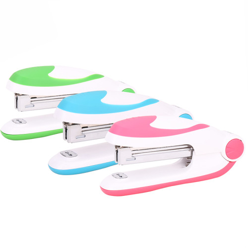 Степлер DELI, пластиковый корпус до 15 листов, ассорти