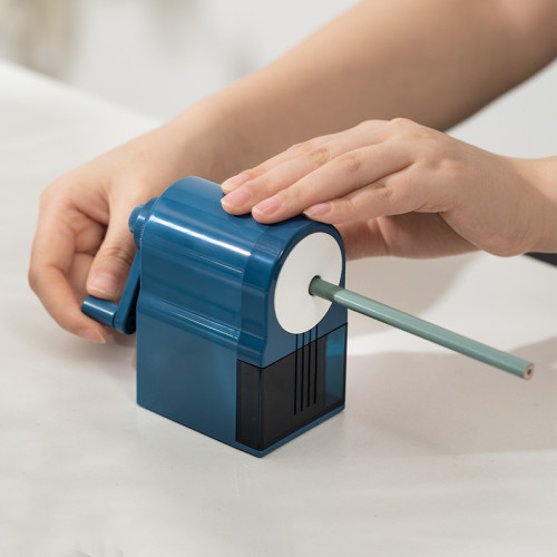 Точилка DELI "LINFINI" механическая, 1 отверстие, с контейнером, белая 