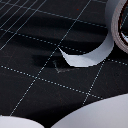 Клейкая лента двусторонняя DELI 18 мм х 10 м (полипропиленовая основа)