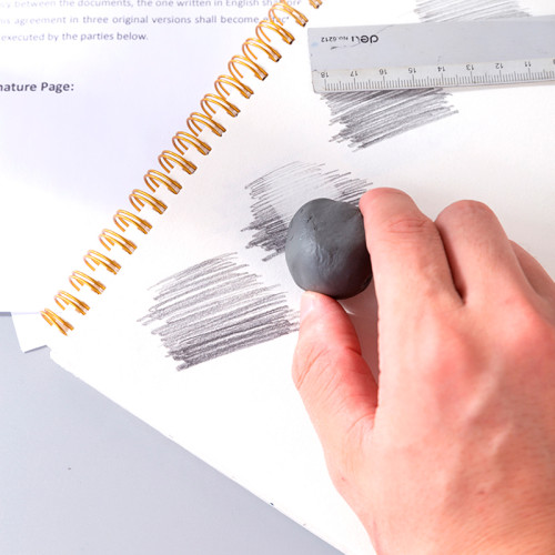 Ластик-клячка DELI "Nuevo", квадратный, серый (42х42х12 мм)