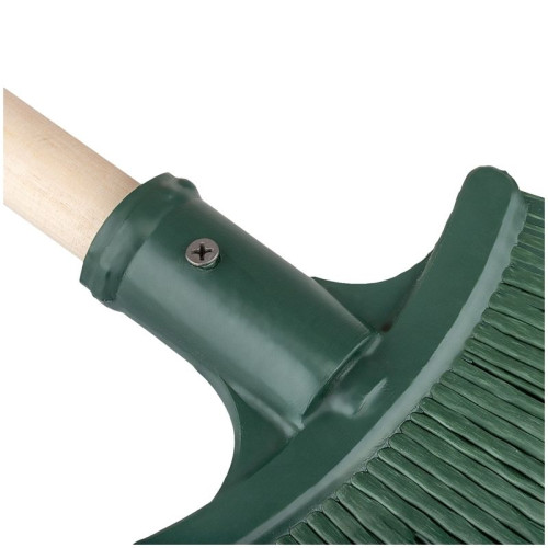 Метла "Vega", для улицы, плоская веерная 30х25 см, деревянный черенк 120 см