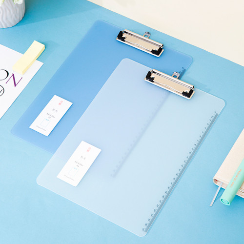 Папка-планшет DELI А4,  пластиковая, ассорти