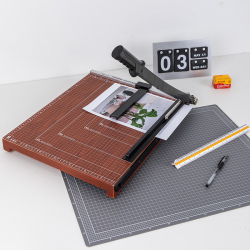 Резак для бумаг Deli, А3 формат, 460x380 мм, сабельный, дерево