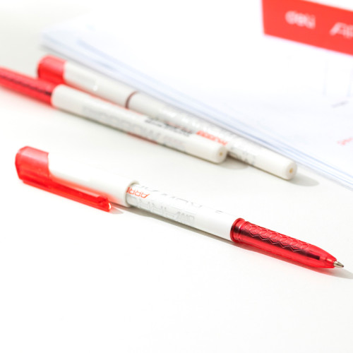 Ручка шариковая DELI "Arrow Q23", 0,7 мм, красная