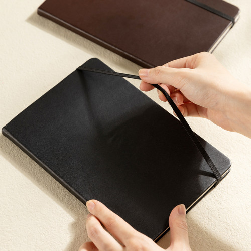 Записная книжка DELI на резинке, А5, 96 листов в клетку, черная