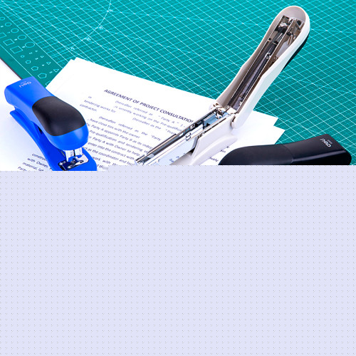 Степлер DELI "0355" до 20 листов + скобы + антистеплер в наборе,  ассорти